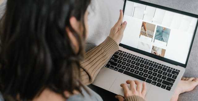 5 AI landing page generators that will boost your ROI in 2026