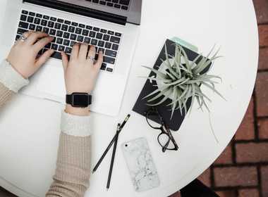 8 website design trends you should try in 2023