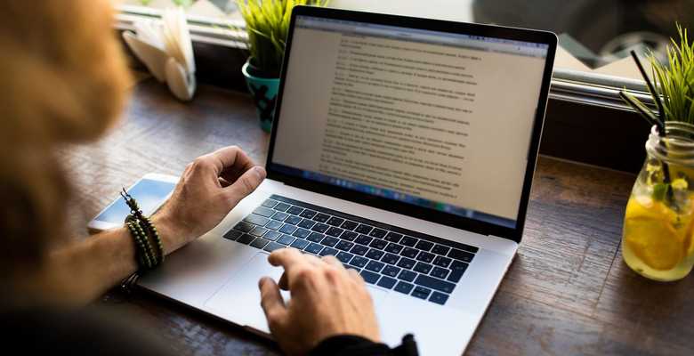 Why service businesses should invest in content marketing in 2025