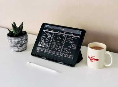 10 website design tips to boost conversion rates in 2023