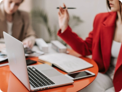 Capture leads and turn visitors into clients