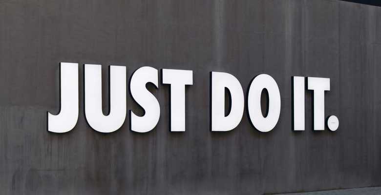 100+ effective company slogans for inspiration in 2025