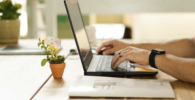 9 hidden costs of “free” AI website builders (what no one tells you)